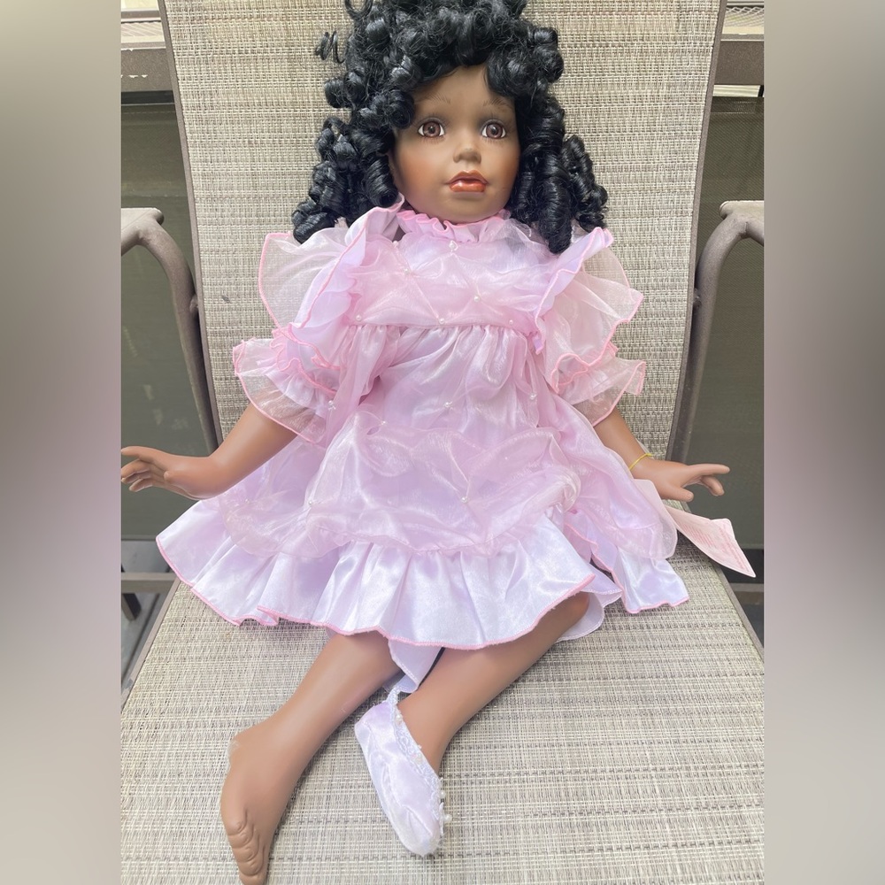 RARE AA American Classics Collection for Cracker Barrel porcelain  girl doll